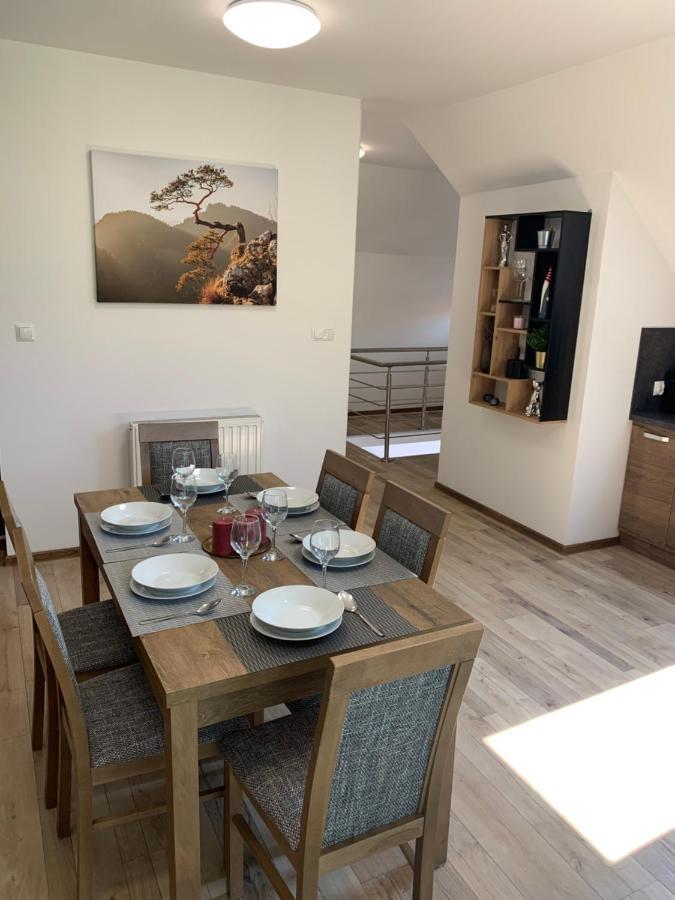 Cozy 2-Bedroom Vacation Apartment With Entire Top Floor Gaj  Екстер'єр фото